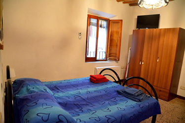 hotel albergo vino toscano vigne SAN GIMIGNANO TOSCANA vernaccia casa