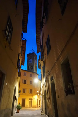 casa appartamento vacanze toscana firenze ponte vecchio duomo siena dormire alloggiare booking